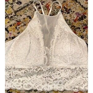 White lace bralette